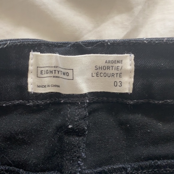 Black Jean shorts - Picture 3 of 3